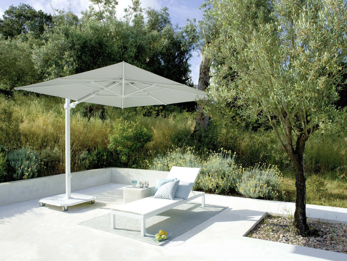 parasols-uk-302-on-patio-next-to-reclinable-chair.jpg